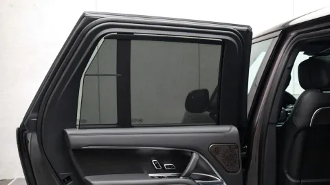 Car image 44