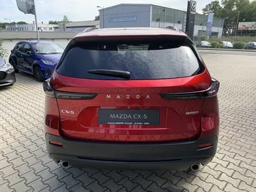 Car image 5