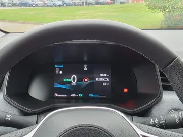 Car image 26