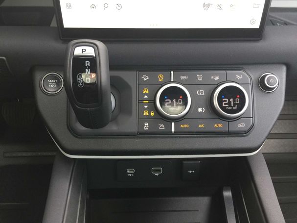 Land Rover Defender 130 D250 X-Dynamic SE 183 kW image number 26