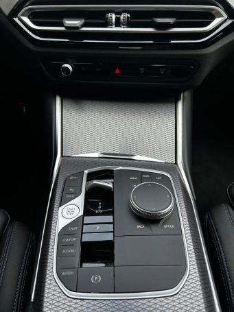 BMW 320i M Sport xDrive 135 kW image number 21