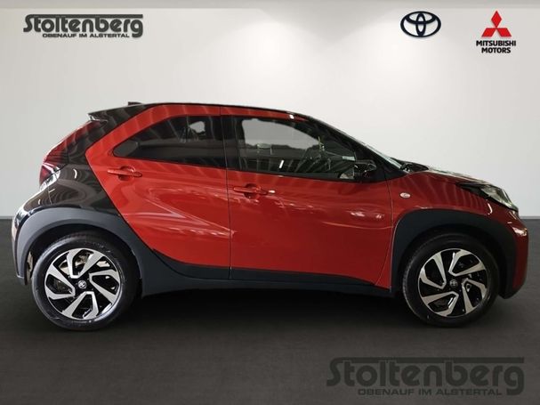 Toyota Aygo X 1.0 VVT-i 53 kW image number 5