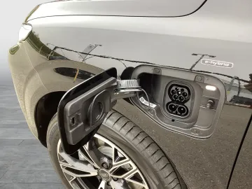 Car image 33