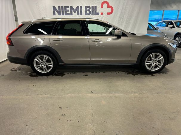 Volvo V90 Cross Country AWD B5 185 kW image number 4