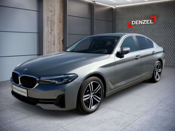 BMW 520d xDrive 140 kW image number 1