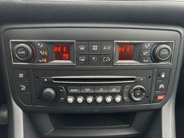 Car image 41