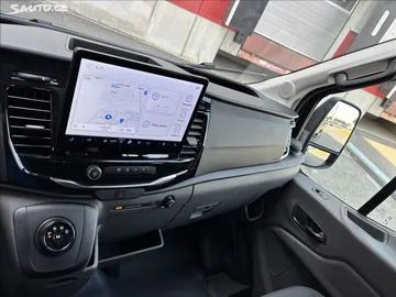 Car image 38
