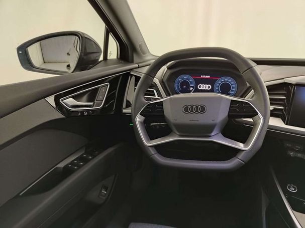 Audi Q4 45 e-tron S-line 210 kW image number 6