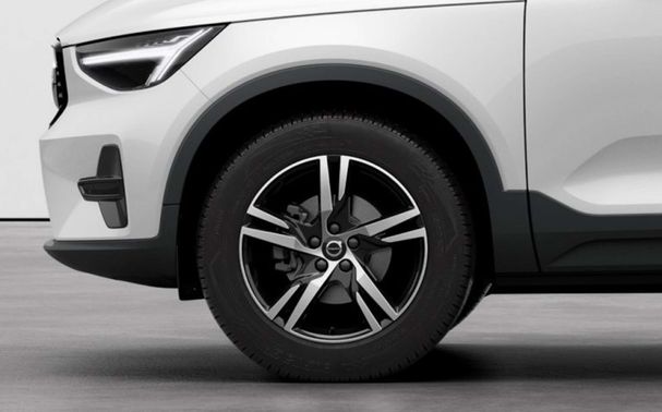 Volvo XC40 B4 Plus Dark 145 kW image number 5