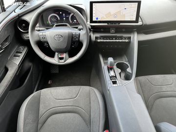 Car image 12