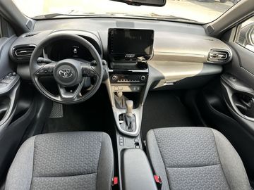 Car image 10