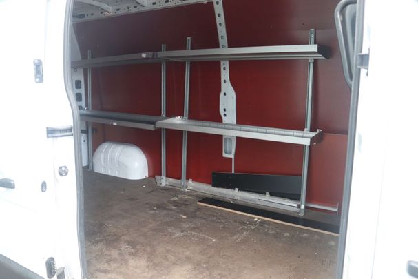 Renault Master DCi 135 L3H2 100 kW image number 10