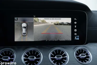 Car image 40