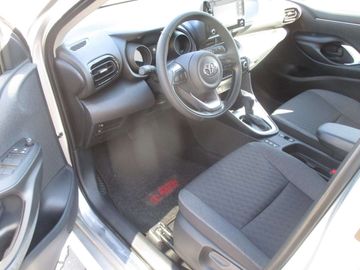 Car image 4