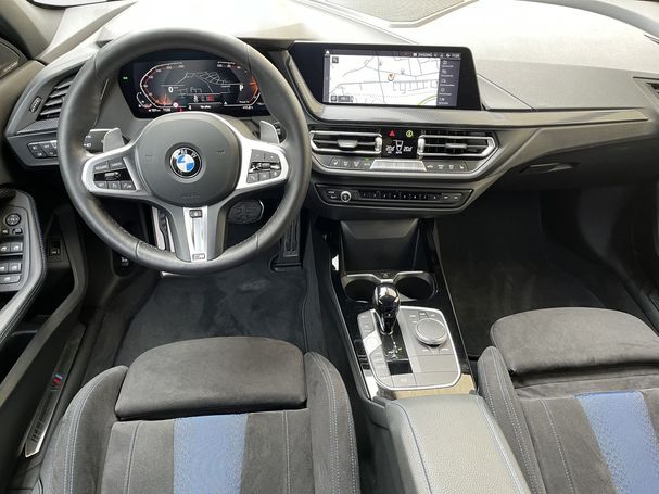 BMW 120i Sport 131 kW image number 10