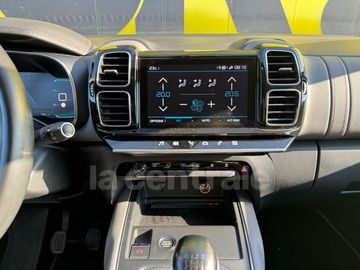 Car image 37