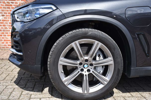 BMW X5 45e xDrive 290 kW image number 15