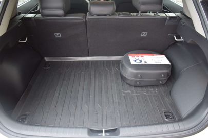 Car image 37