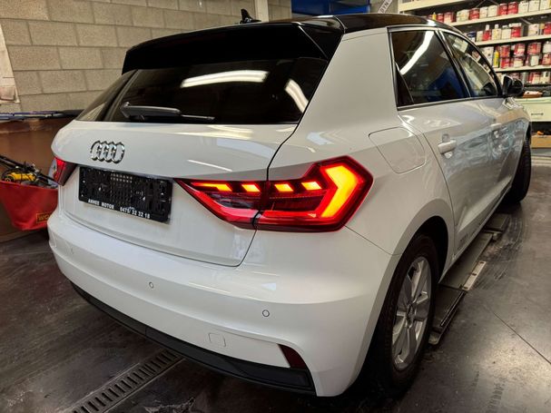 Audi A1 30 TFSI Sportback Advanced 85 kW image number 3