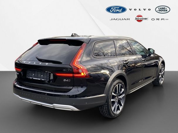 Volvo V90 Cross Country AWD B4 145 kW image number 4