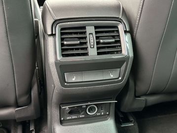 Car image 41