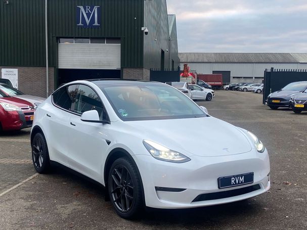 Tesla Model Y Long Range AWD 378 kW image number 2