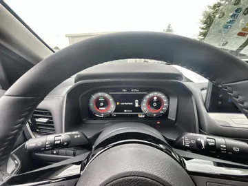 Car image 28