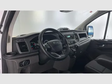 Car image 37