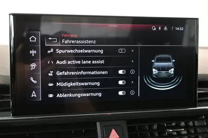 Car image 37