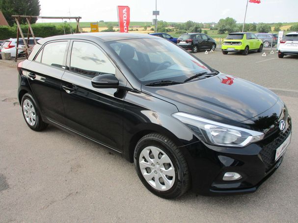 Hyundai i20 1.2 Select 55 kW image number 2