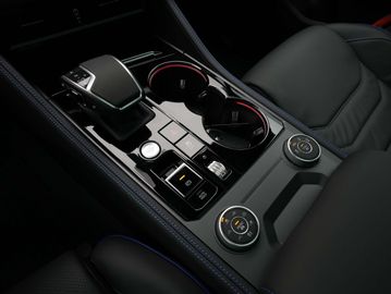 Car image 36