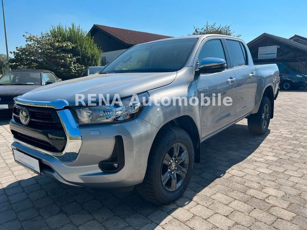 Toyota Hilux D 2.4 110 kW image number 1