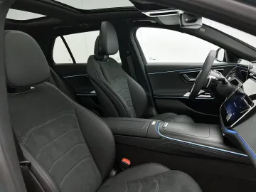 Car image 44