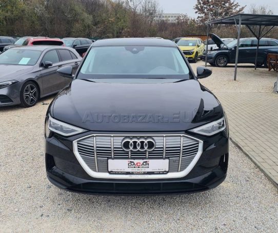 Audi e-tron 50 quattro Advanced 230 kW image number 2