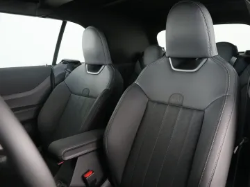 Car image 37
