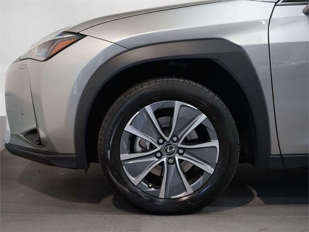 Lexus UX 300e 150 kW image number 10