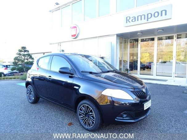 Lancia Ypsilon 51 kW image number 6