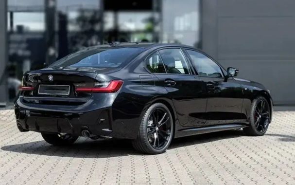 BMW 330i xDrive 180 kW image number 2