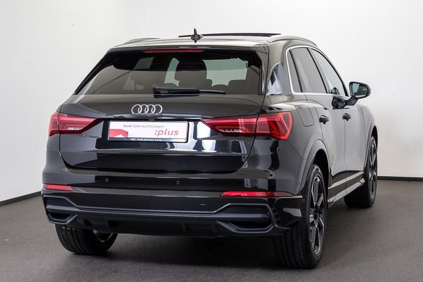 Audi Q3 35 TFSI S-line 110 kW image number 3