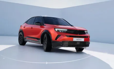 Car image 4