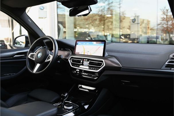 BMW X3 xDrive30e 215 kW image number 4