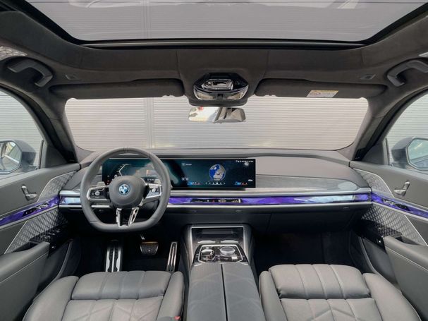 BMW 750e xDrive M Sport 360 kW image number 17