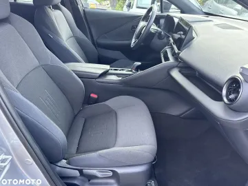 Car image 37