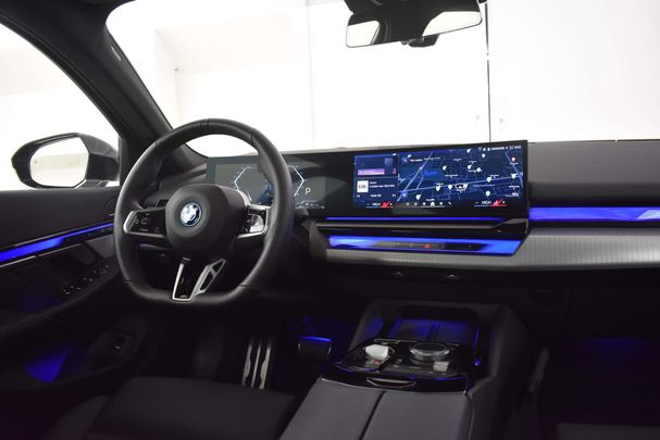 BMW 530 e 220 kW image number 17