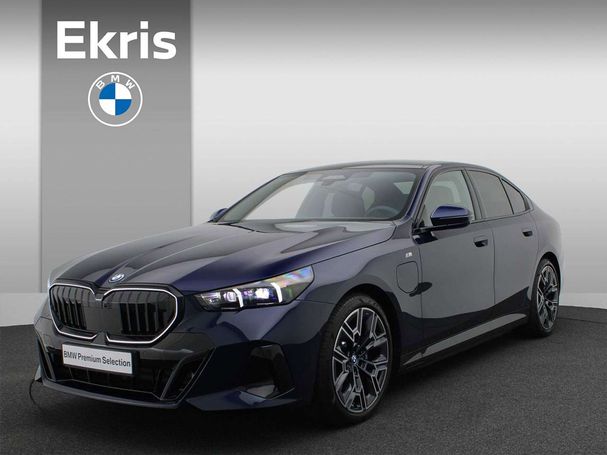 BMW 530 e 220 kW image number 1