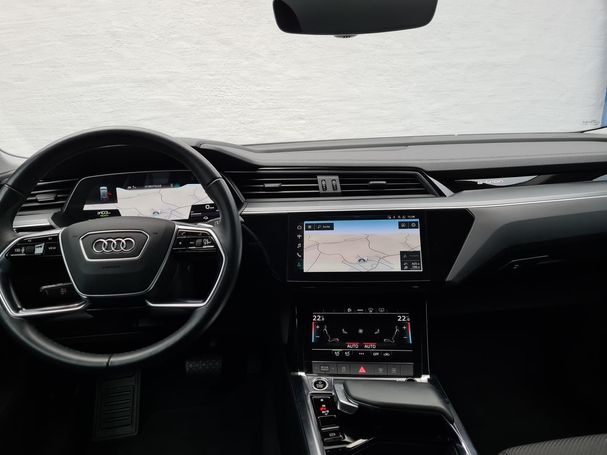 Audi e-tron 50 quattro Sportback 230 kW image number 17