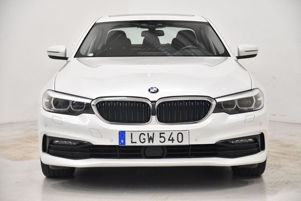 BMW 530 e 185 kW image number 3