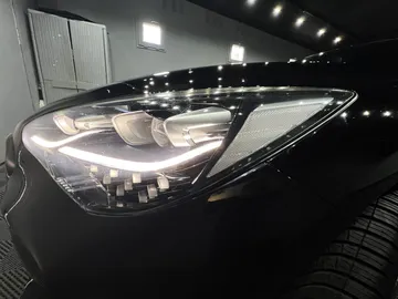 Car image 30