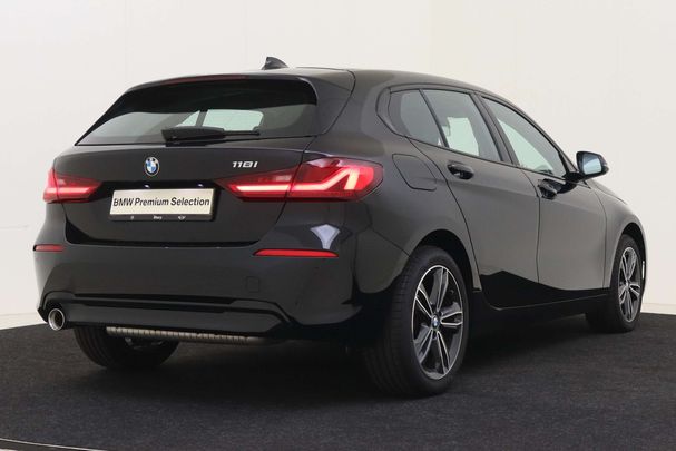 BMW 118i Sport Line 100 kW image number 3