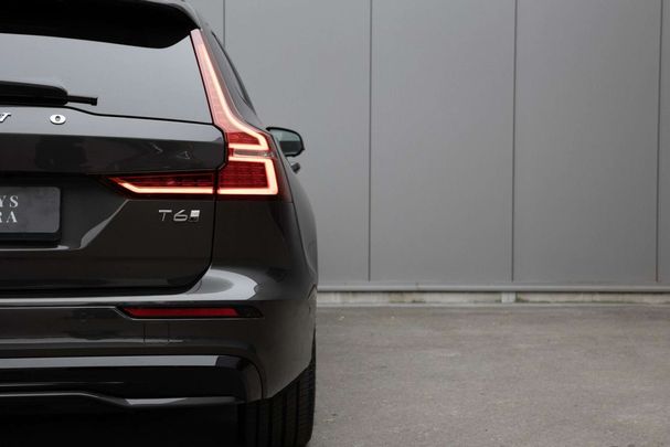 Volvo V60 T6 Ultra Dark AWD Recharge 293 kW image number 22